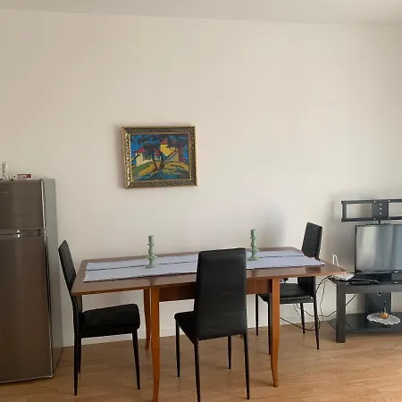 Beautiful And Lovely * Τίρανα